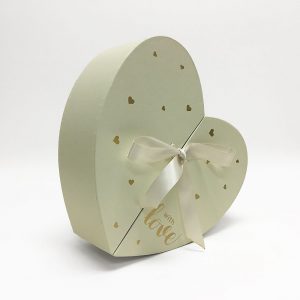 Ivory Nested Heart Shape Flower Box