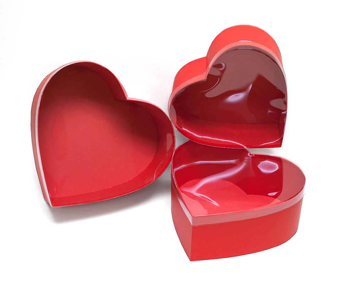 6634-2 Set of 3 Red heart shape flower boxes