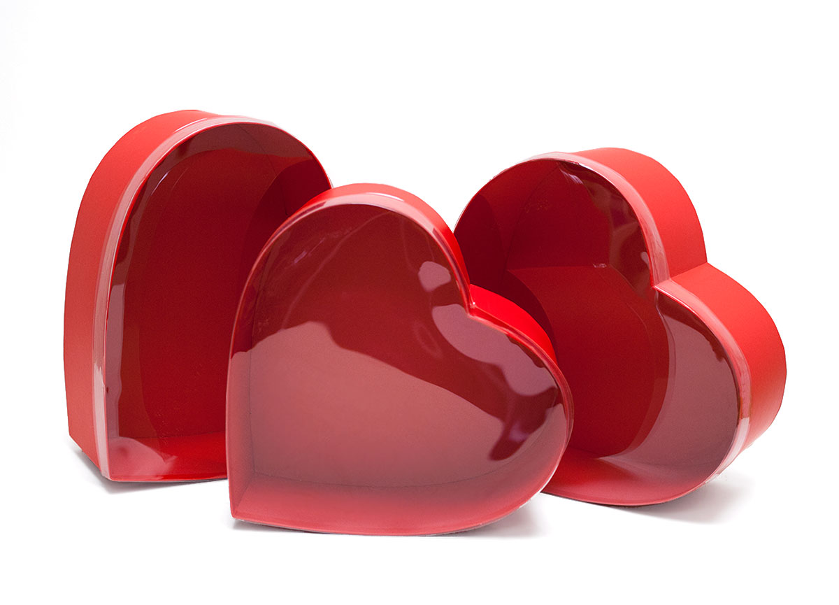 6634-3 Set of 3 Red heart shape flower boxes