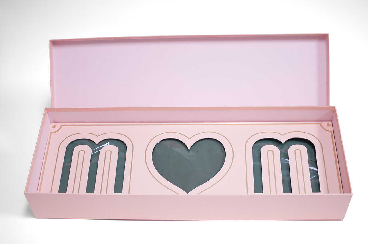 Love Mom Flower Box