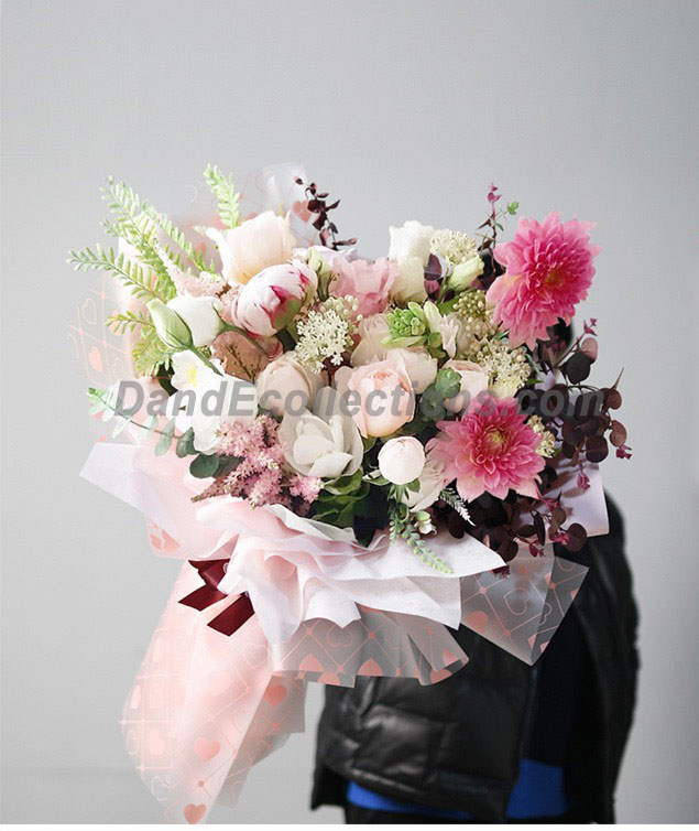 Plastic Clear Love Heart Flower Wraps