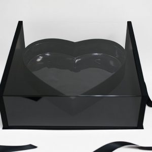 black-jumbo-xl-premium-clear-square-flower-box-with-heart-in-the-middle
