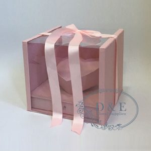 square-plastic-transparent-box-with-tilt-heart-and-drawer
