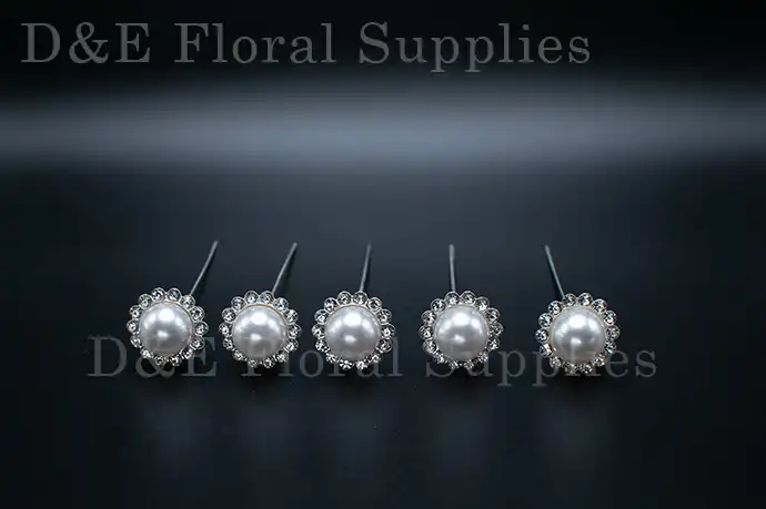 3 inches Pearl With Multiple Crystal Diamond Flower Pins